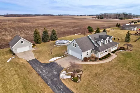 1103 S Beyer Rd, Blumfield, MI 48601
