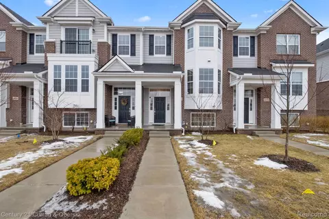 49513 Cherry Hill Rd, Canton, MI 48188