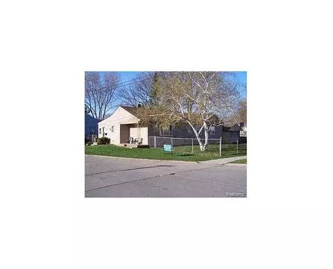 32404 Muskegon, Westland, MI 48186