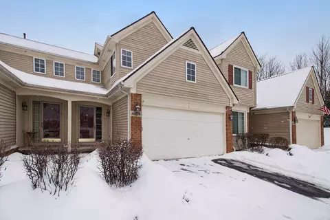 4604 Willow View Crt Ct #22, Genoa, MI 48843