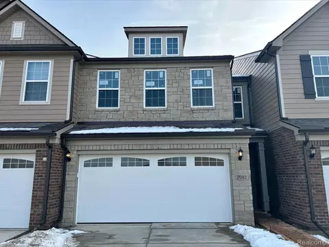 420 Addison Cir, Commerce, MI 48390