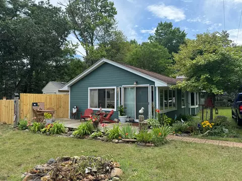 5351 Indian Trl, Lake, MI 48725