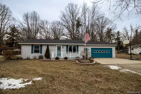 1819 E Burt Rd, Taymouth, MI 48417