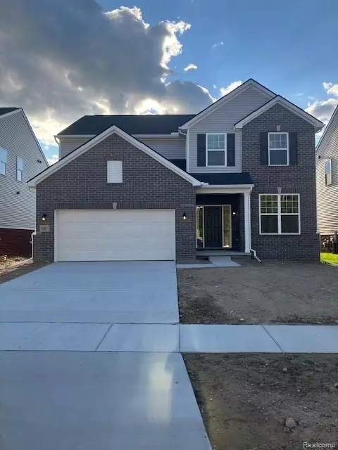20897 Losino Dr, Lyon, MI 48178