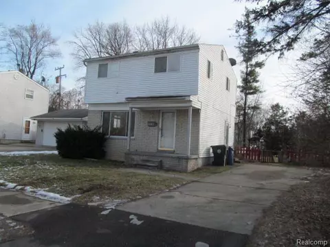 26151 Margareta, Redford, MI 48240