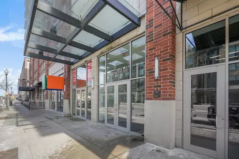 350 N Main St #714, Royal Oak, MI 48067