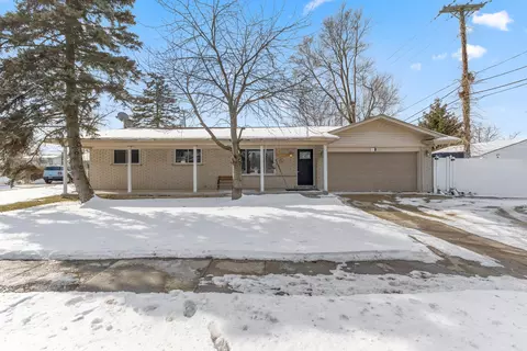 11414 Pardee Rd, Taylor, MI 48180