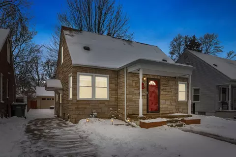 3636 Academy St, Dearborn, MI 48124