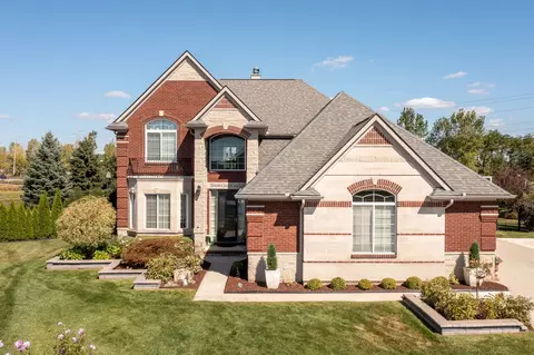 50446 Greycoat Ln, Macomb, MI 48044