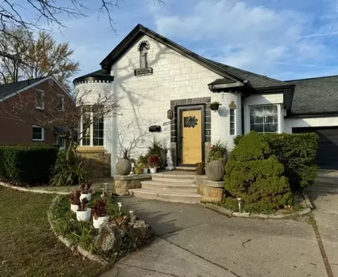 20501 Shady Lane Ave, Saint Clair Shores, MI 48080
