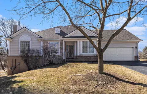 5602 Heathland Cir, Independence, MI 48346