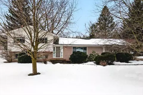 505 Broad Meadow Blvd, Oxford, MI 48371
