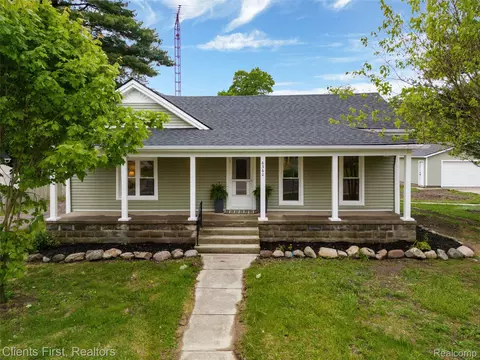 6360 Denton Rd, Van Buren, MI 48111