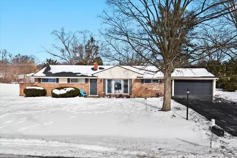 1693 Bolton St, Walled Lake, MI 48390