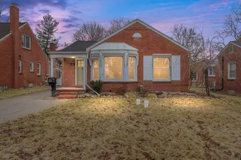 612 Huntington St, Mount Clemens, MI 48043