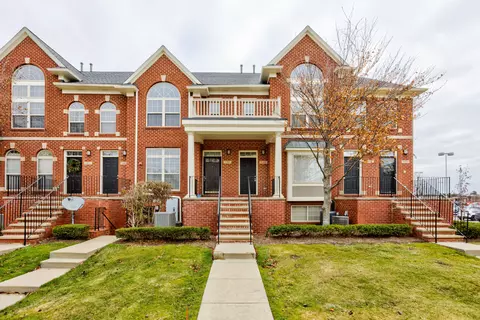 1389 Ashford Crt Ct, Troy, MI 48084