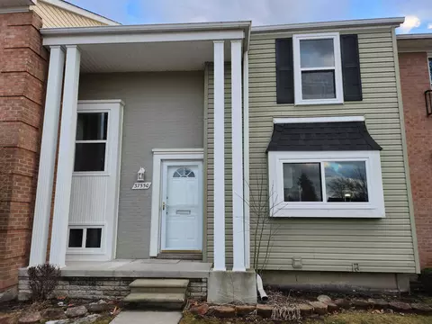 37550 Charter Oaks Blvd, Clinton Township, MI 48036