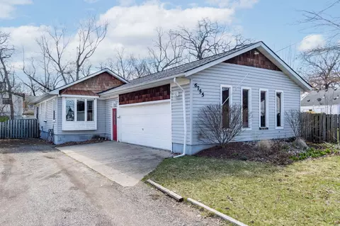 6755 Hatchery Rd, Waterford, MI 48327