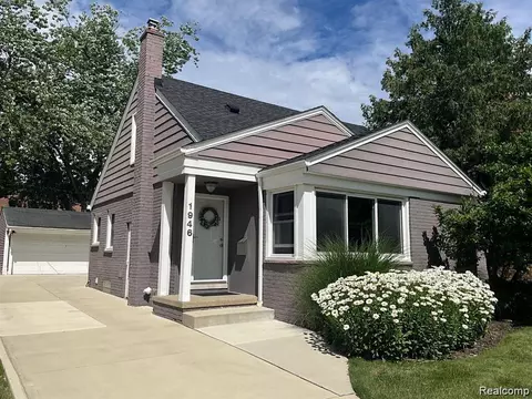 1946 Stanley Blvd, Birmingham, MI 48009