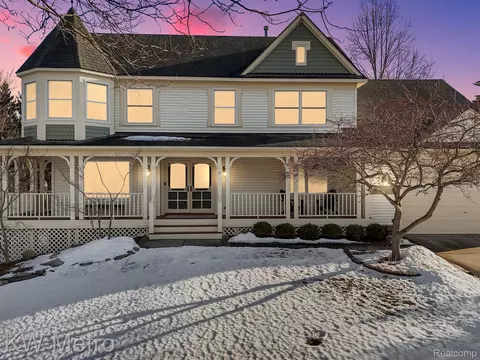 441 Dorchester Way, Milford, MI 48381