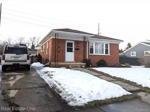 290 W Brooklyn Ave, Pontiac, MI 48340