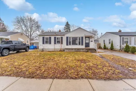 1367 Corona St, Inkster, MI 48141