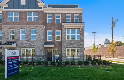 43038 Atwood Ave, Novi, MI 48375
