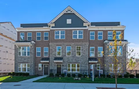 43034 Atwood Ave, Novi, MI 48375