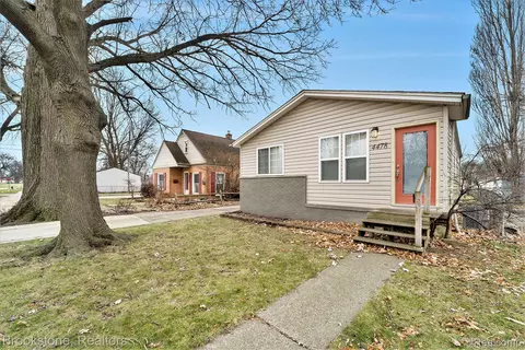 4478 Huron St, Dearborn Heights, MI 48125