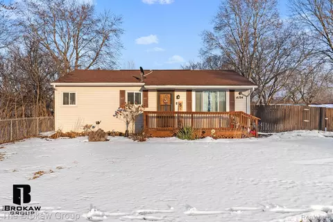 4194 N Belsay Rd, Flint, MI 48506