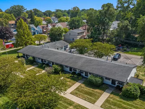 1804 E 11 Mile Rd, Royal Oak, MI 48067