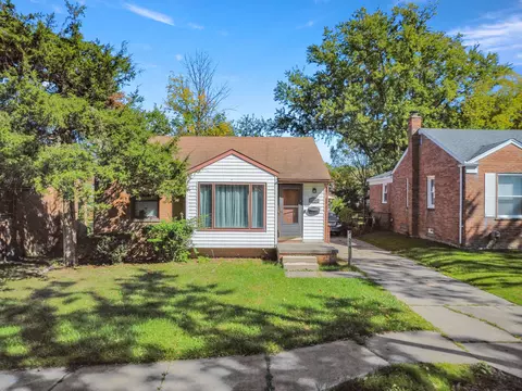 1574 W River Park Dr, Inkster, MI 48141