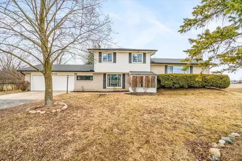 46670 Cherry Hill Rd, Canton, MI 48187
