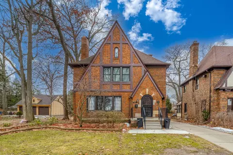 18455 Parkside St, Detroit, MI 48221