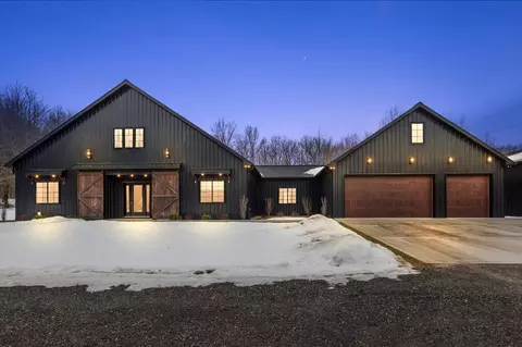 13241 Rattalee Lake Rd, Springfield, MI 48350