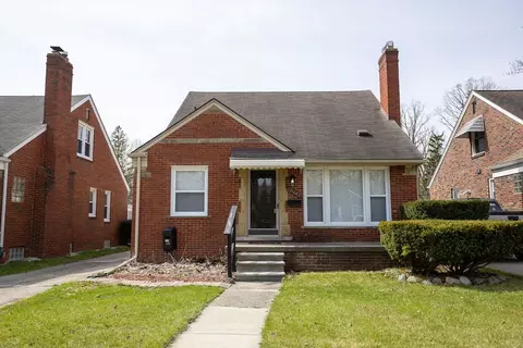 20482 Woodmont St, Harper Woods, MI 48225