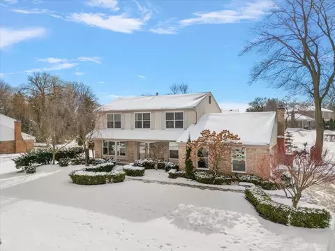 3495 Macnichol Trl, West Bloomfield, MI 48323