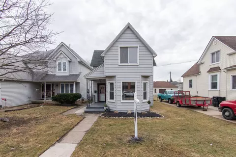 611 Plum St, Wyandotte, MI 48192