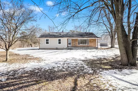 4241 S Vassar Rd, Davison, MI 48423