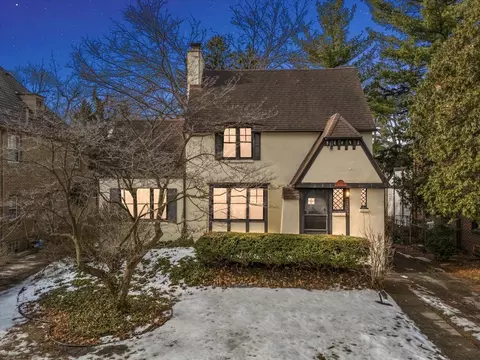 26349 York Rd, Huntington Woods, MI 48070