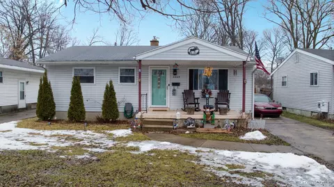 3809 Holly Ave, Flint, MI 48506