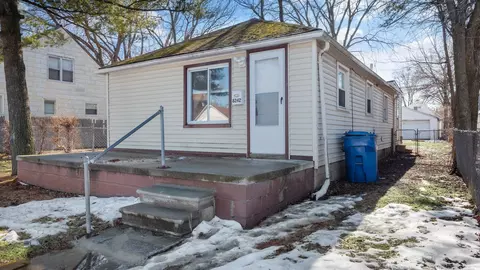 8242 Jackson Ave, Warren, MI 48089 photo 1