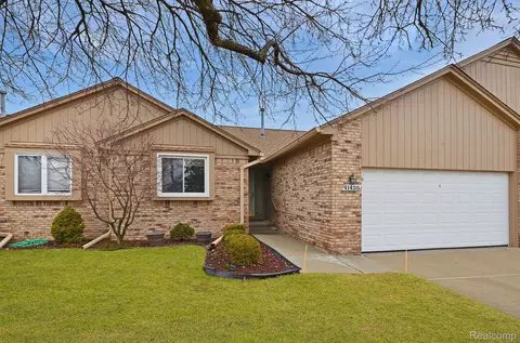 41420 Anthony Dr, Clinton Township, MI 48038