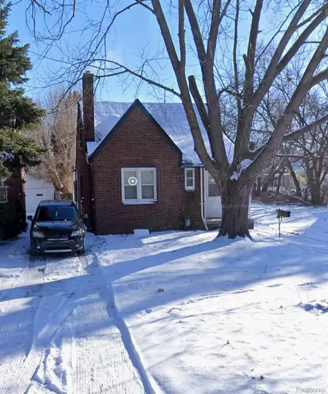 17400 Barlow St, Detroit, MI 48205