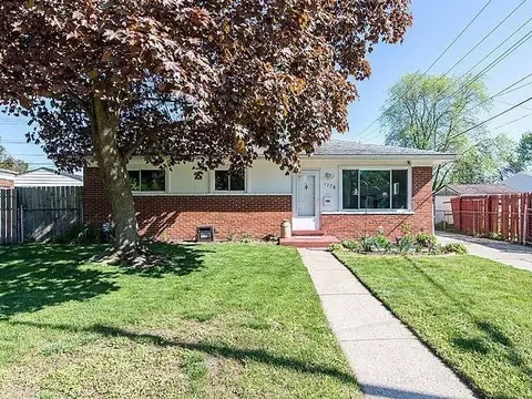 1776 Patrick St, Ypsilanti, MI 48198