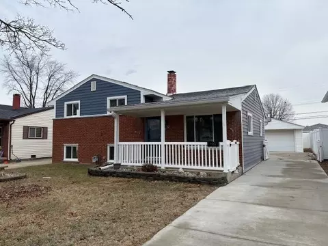 9581 Cass Ave, Taylor, MI 48180