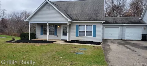 775 Cattail Ln, Putnam, MI 48169