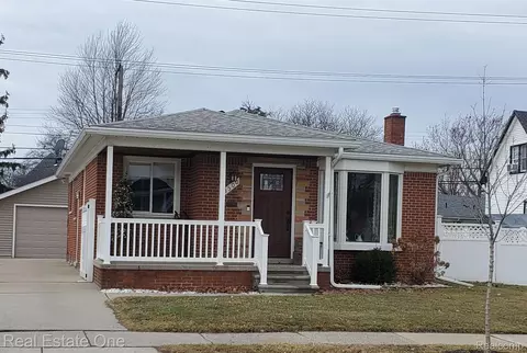 2500 10th St, Wyandotte, MI 48192