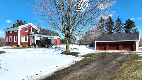 3512 E Dryden Rd, Metamora, MI 48455