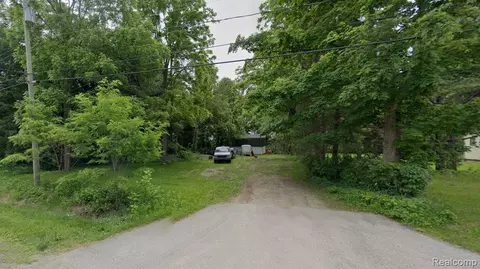 24800 22 Mile Rd, Macomb, MI 48042